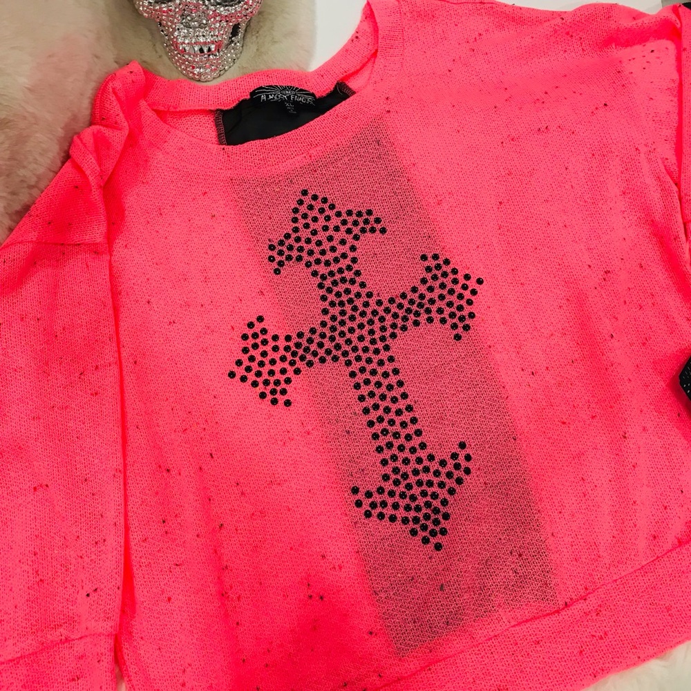 Almost Famous- cross design light sweater